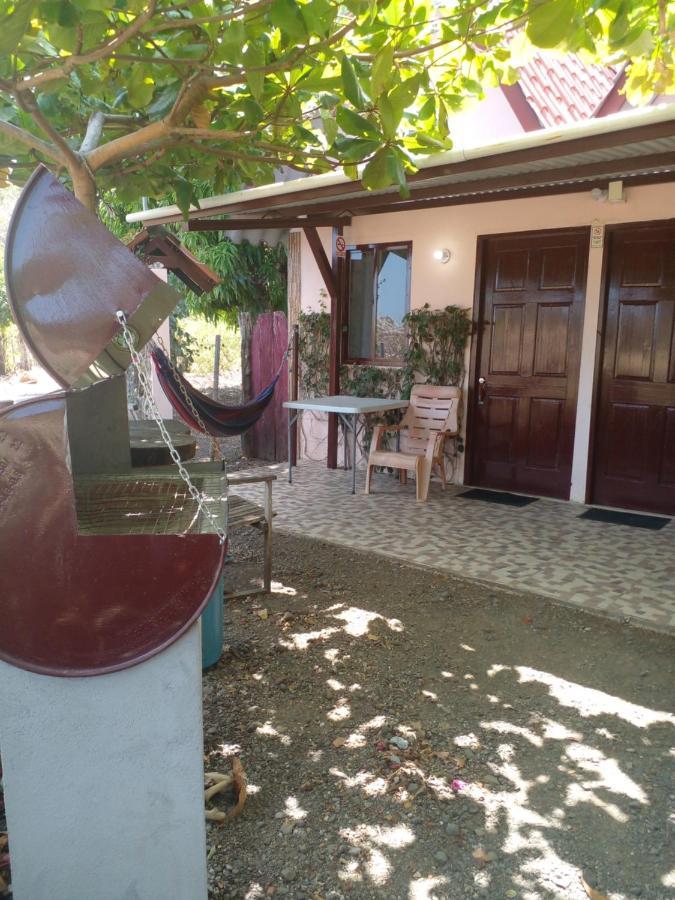 Cabanas Martina Surf Playa Guanico Pedregal Exterior photo